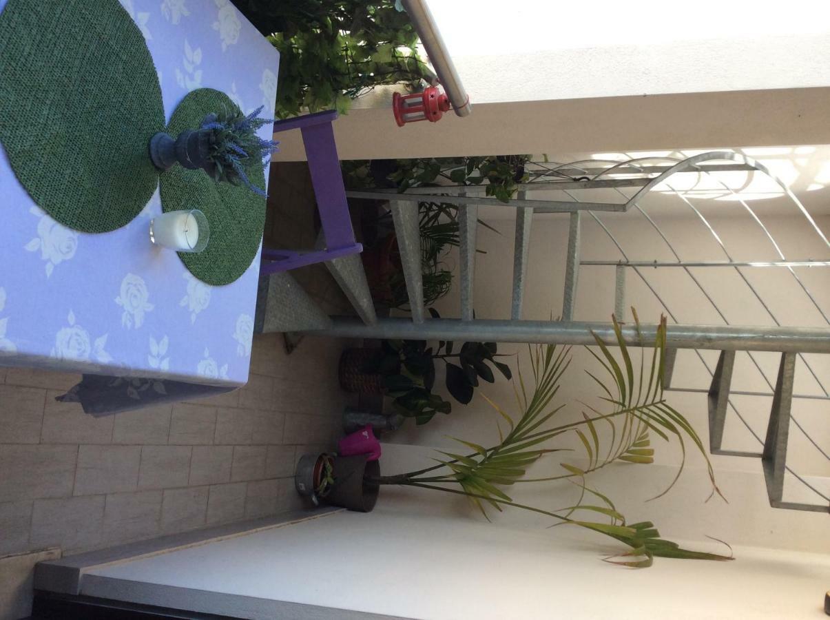 Appartement Dolce Casa Di Elena à Nettuno Extérieur photo